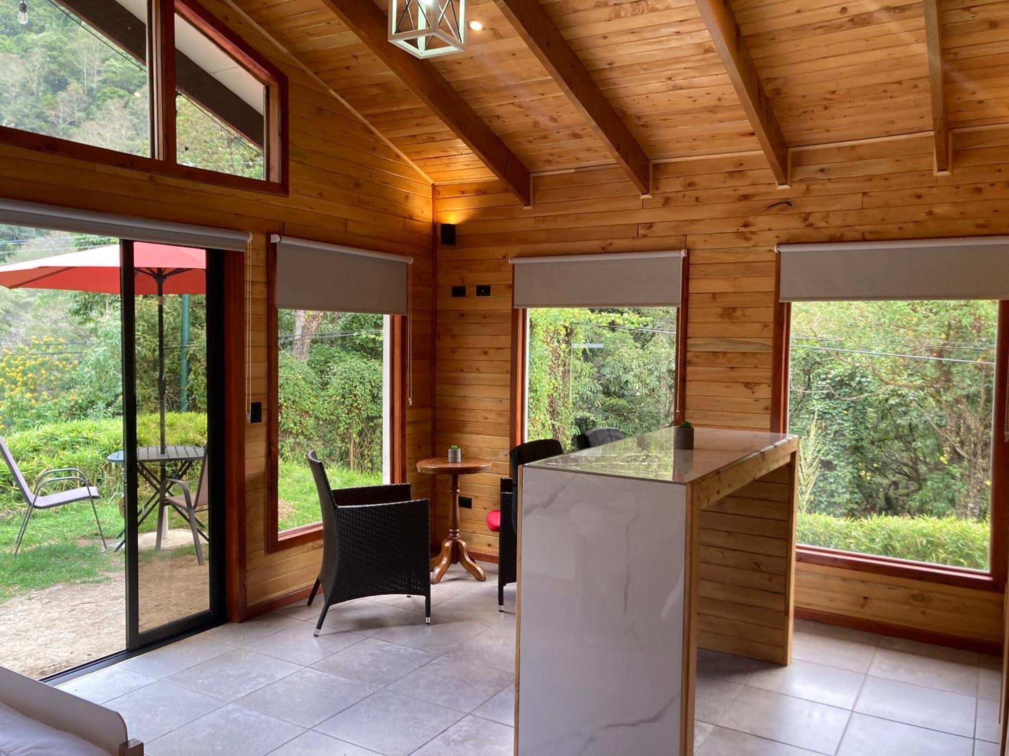 Los Lagos Lodge San Gerardo de Dota Exterior photo