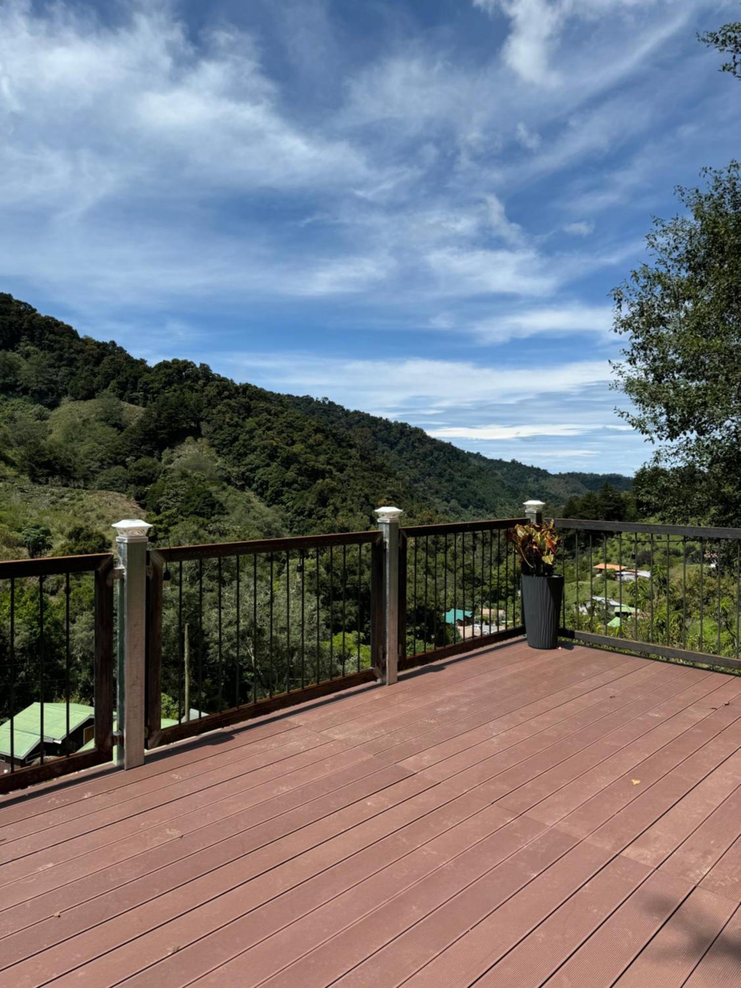 Los Lagos Lodge San Gerardo de Dota Exterior photo